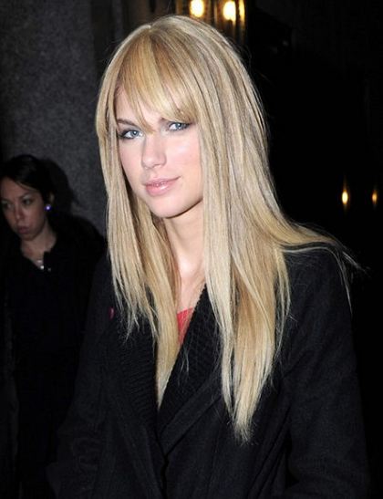 taylor swift with bangs and straight. Taylor+swift+haircut